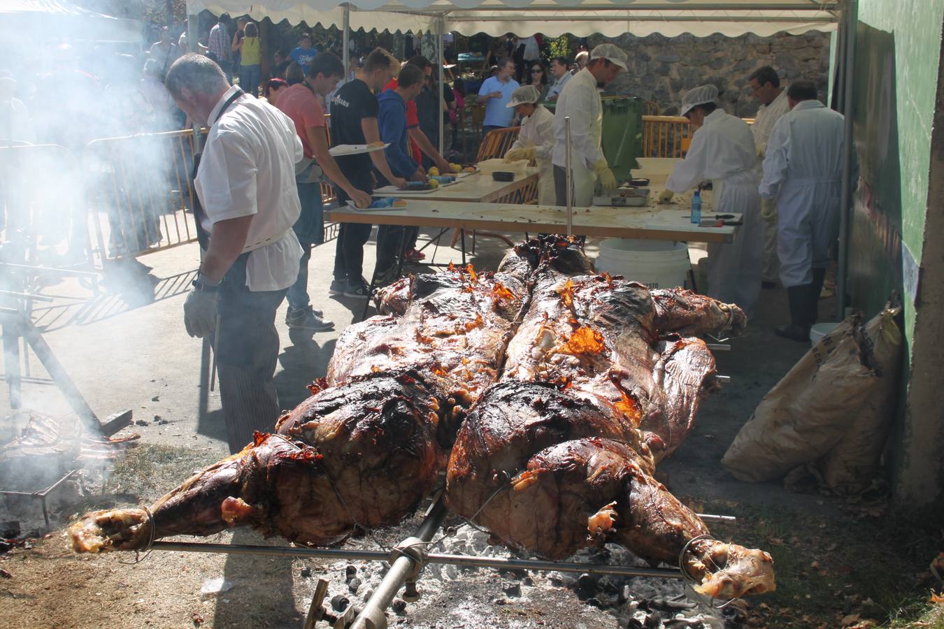 Gran ambiente en este festival gastronómico que se celebra cada año por estas fechas en Enciso.