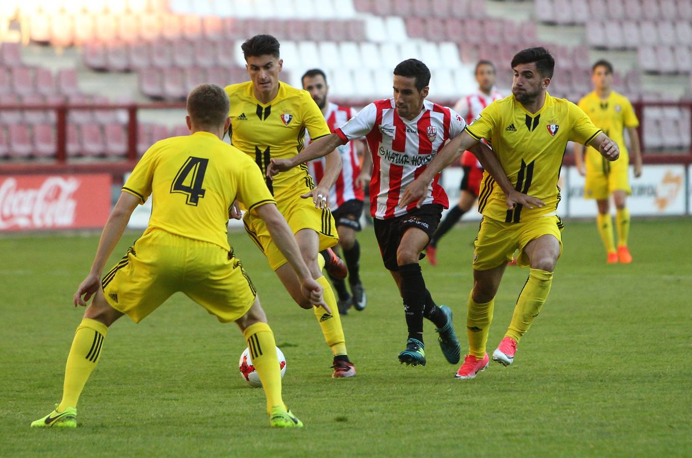 Imágenes del encuentro que ha ganado el equipo riojano.