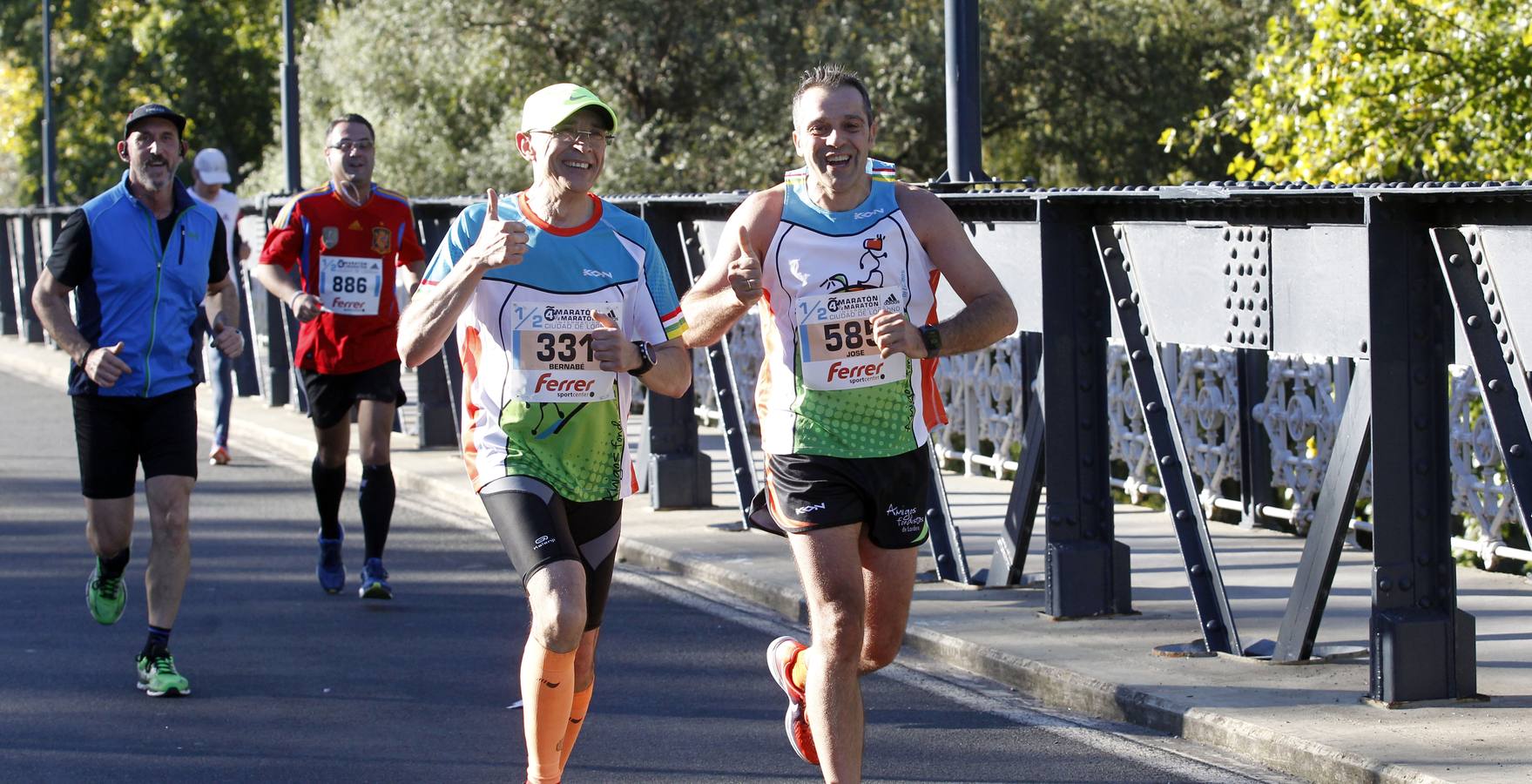 MIl doscientos atletas han participado hoy en esta carrera que se ha celebrado en el centro de Logroño.