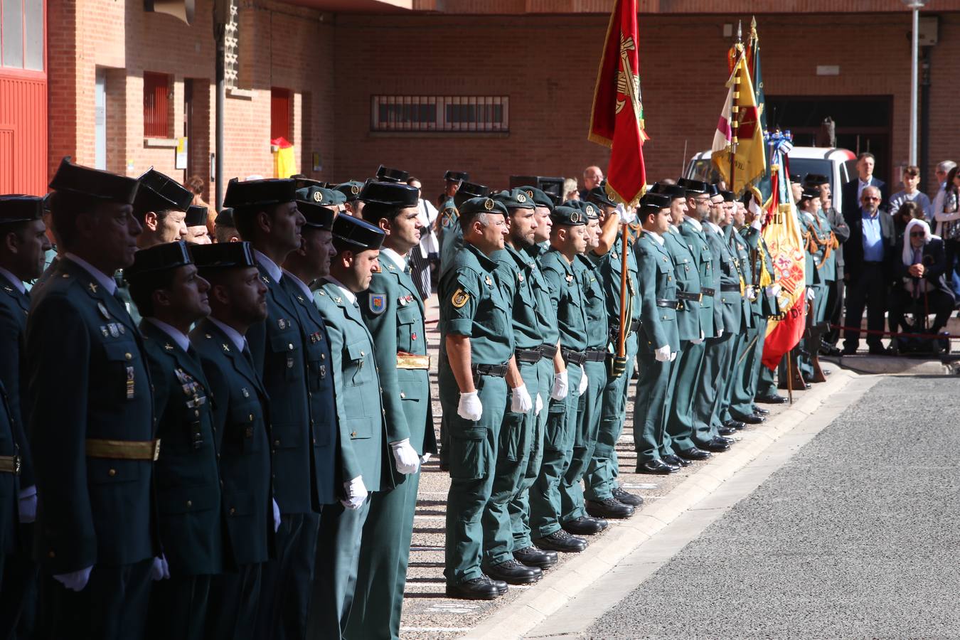 Las imágenes del acto en el cuartel de la Guardia Civil de Logroño