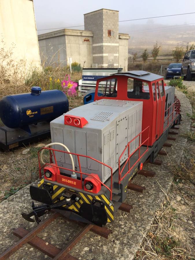 El parque temático del tren de Gimileo celebró este jueves una jornada con ferrocarriles a escala