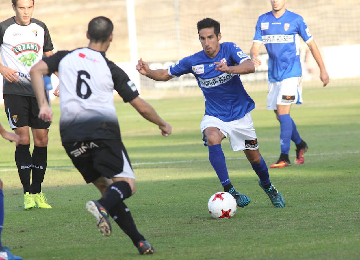 Empate sin goles de la UDL en Tudela. Los riojanos modificaron su propuesta futbolísticza para adaptarse a un rival y un campo complicados