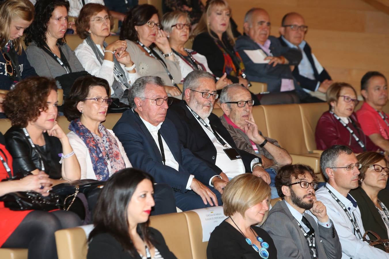 La ONCE ha reconocido la solidaridad de la sociedad riojana con la entrega de los Premios Solidarios ONCE La Rioja 2017 a Alcampo Logroño; el Centro Territorial de RTVE en La Rioja; Mª Aránzazu Sola Marcilla; la Universidad Internacional de La Rioja y la Jefatura Superior de la Policía Nacional en La Rioja.