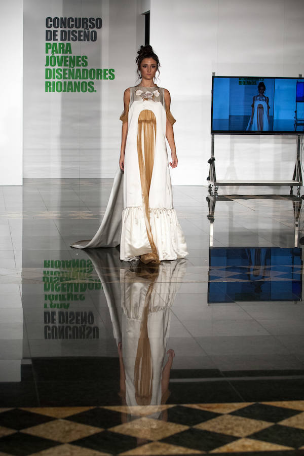 La feria de novios 'Sí quiero' celebrada en las instalaciones del restaurante Delicatto sirvió para ofrecer a las parejas que han decidido dar el paso un completo recorrido por los servicios que hay alrededor de este día tan especial