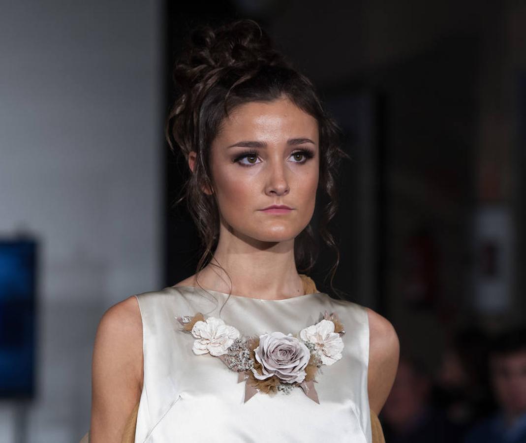 La feria de novios 'Sí quiero' celebrada en las instalaciones del restaurante Delicatto sirvió para ofrecer a las parejas que han decidido dar el paso un completo recorrido por los servicios que hay alrededor de este día tan especial