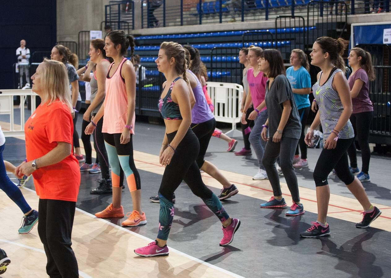 Se ha celebrado en el Palacio de los Deportes el III Logroño Fitness Day, cuya recaudación se destinará de forma íntegra a la Asociación Española contra el Cáncer (AECC) para la investigación sobre esta enfermedad