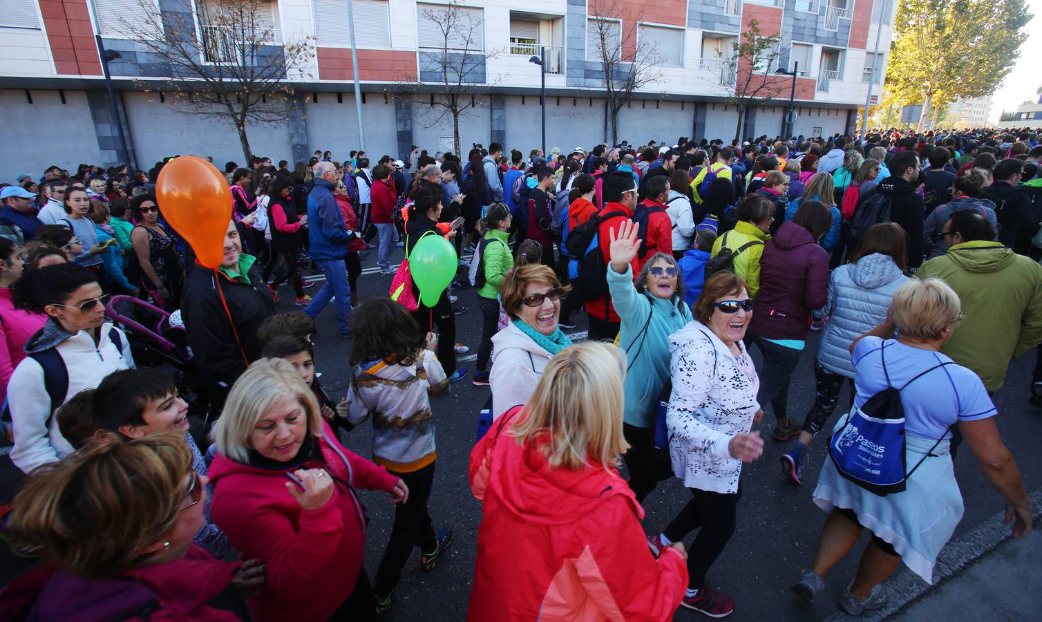 iel a su cita con la solidaridad, la tradicional marcha ASPACE ha echado a andar este domingo, 29 de octubre, desde el polideportivo municipal de Las Gaunas con la participación de alrededor de 3.000 personas que han querido apoyar esta iniciativa que pretende concienciar a la sociedad riojana sobre la realidad de las personas con parálisis cerebral.