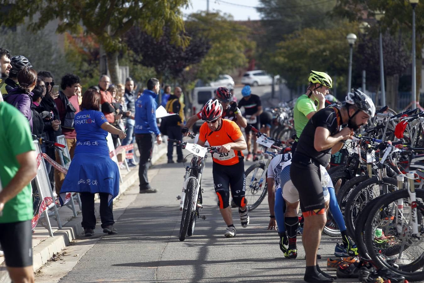 Un día magnífico ha acompañado a la celebración este domingo de la Duatlón de Moncalvillo, que ha dejado escenas preciosas