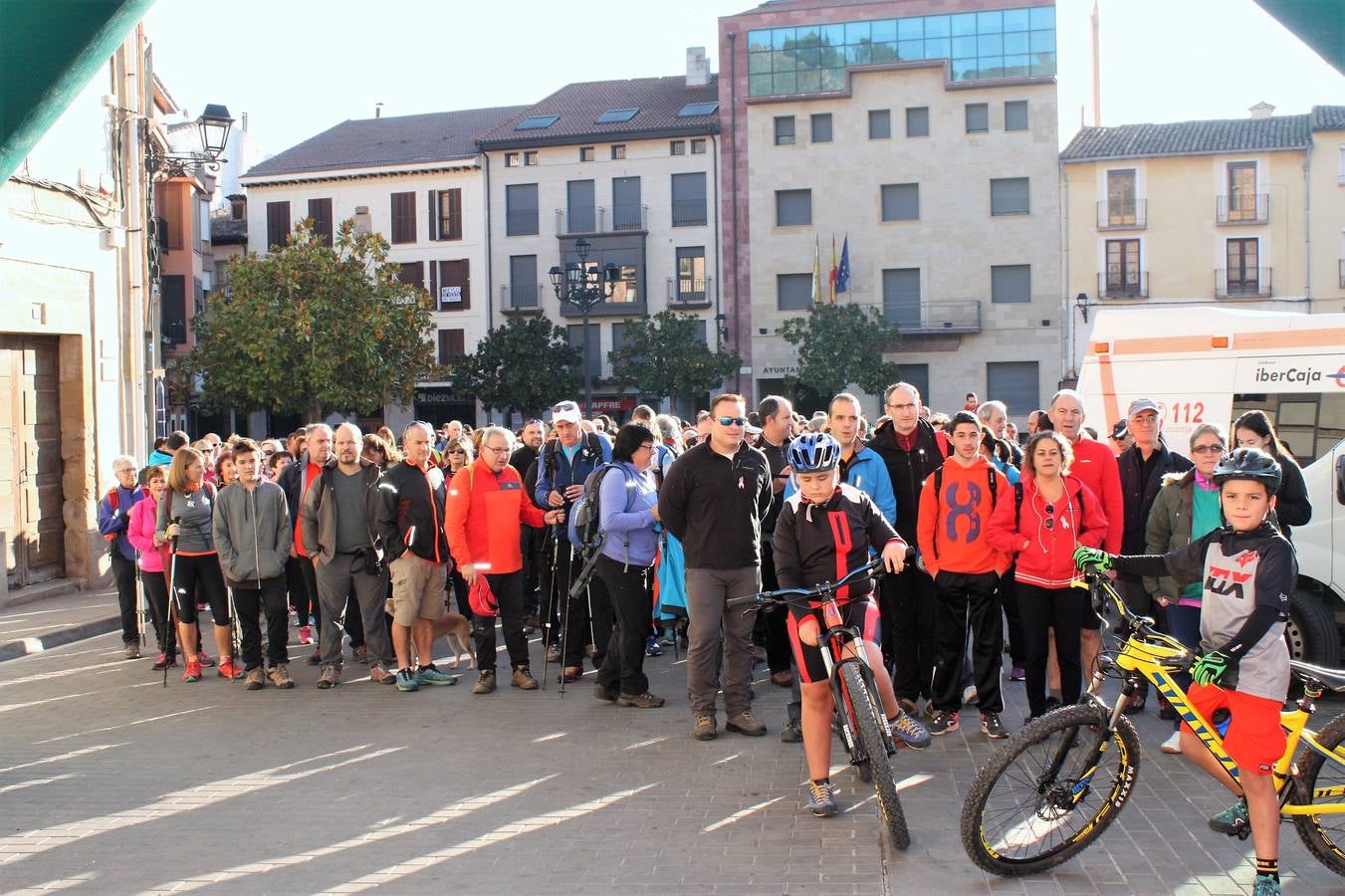 Unas 350 personas participan en la tercera Marcha del Camino del Rey