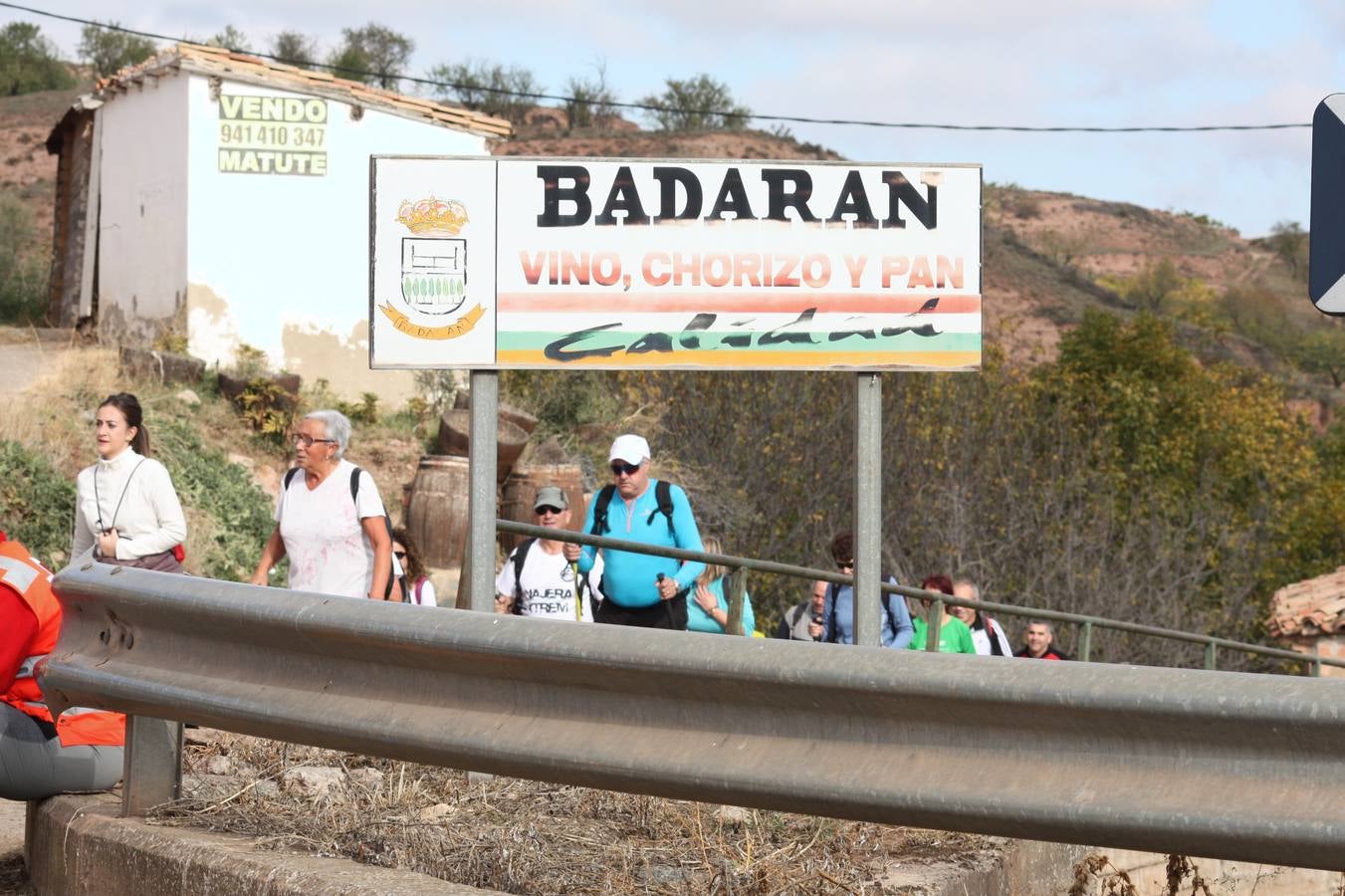 Unas 350 personas participan en la tercera Marcha del Camino del Rey