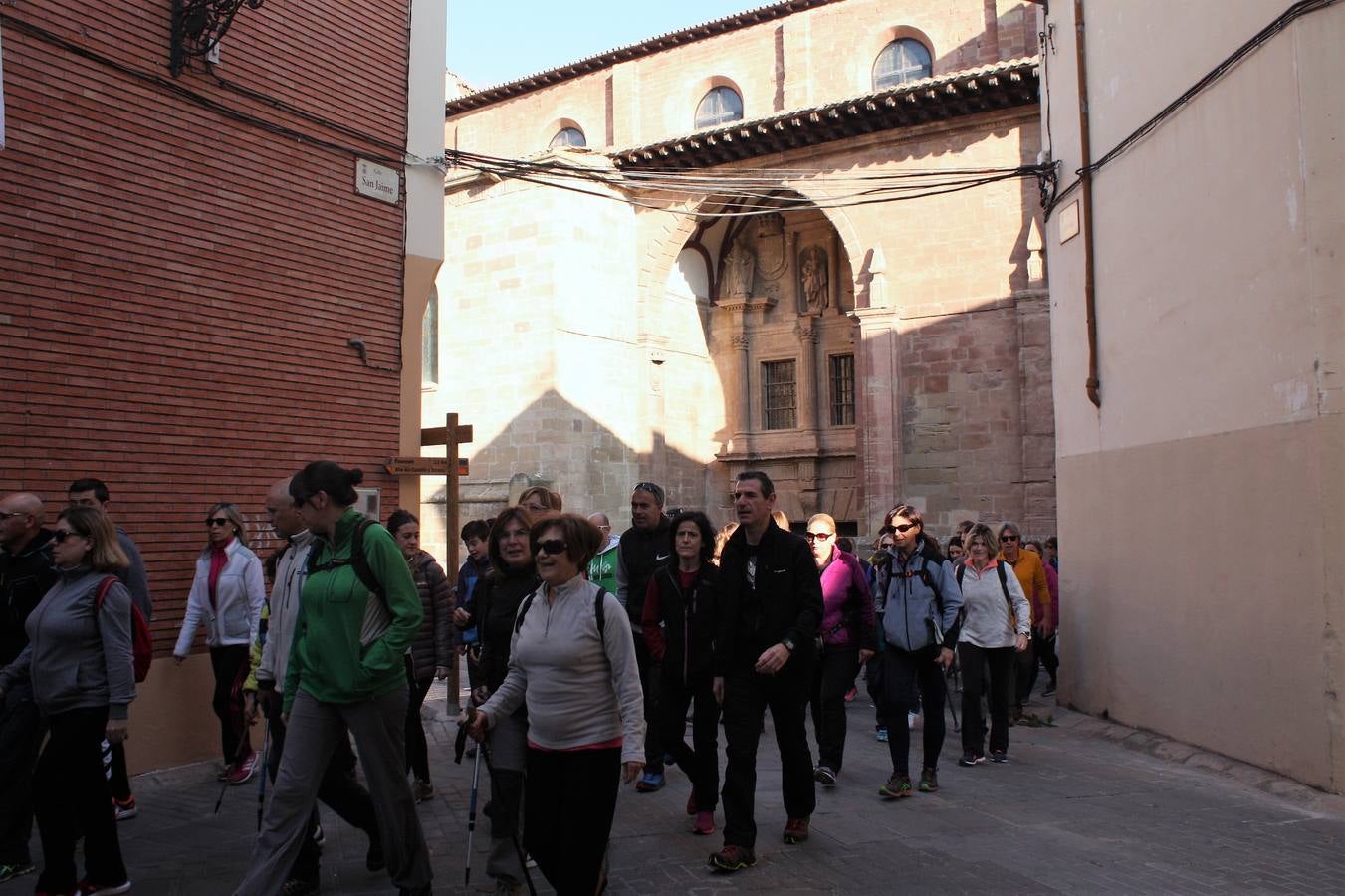 Unas 350 personas participan en la tercera Marcha del Camino del Rey