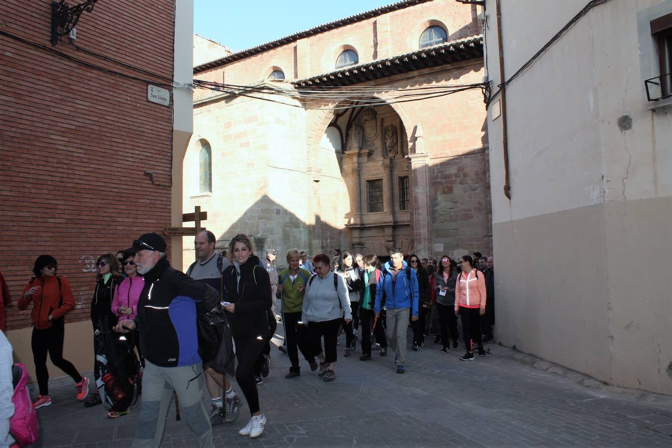 Unas 350 personas participan en la tercera Marcha del Camino del Rey