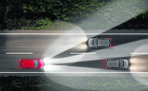El sistema de iluminación de Opel evita deslumbrar a los otros conductores. :: 