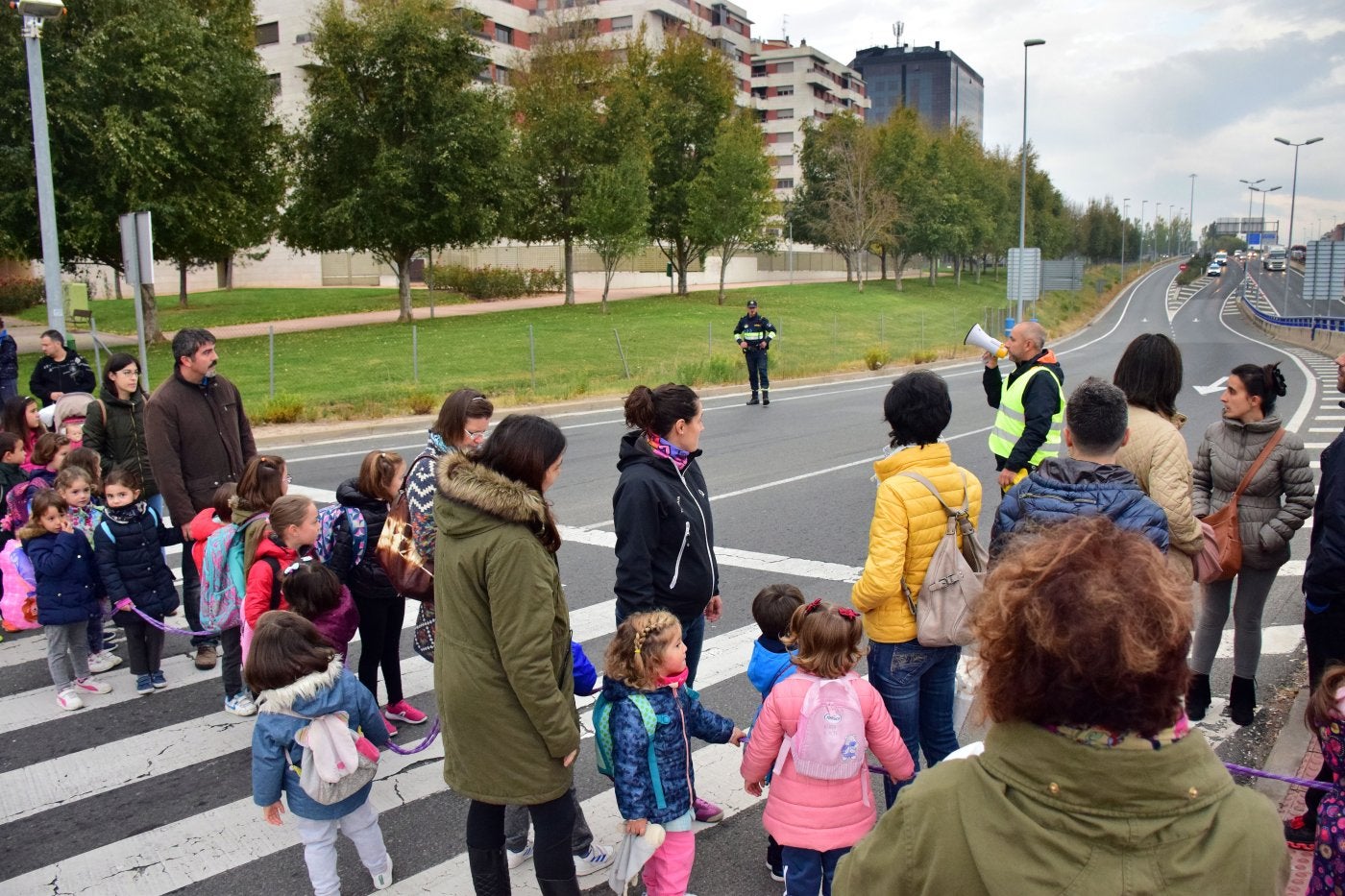 Protesta de los vecinos de Los Lirios, el pasado viernes