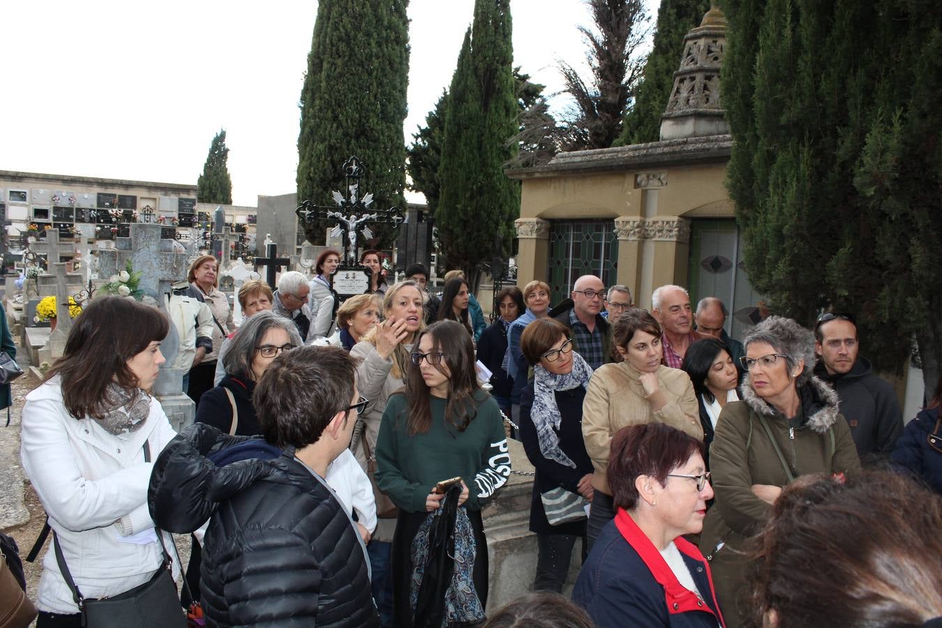 Visita al cementerio de Calahorra