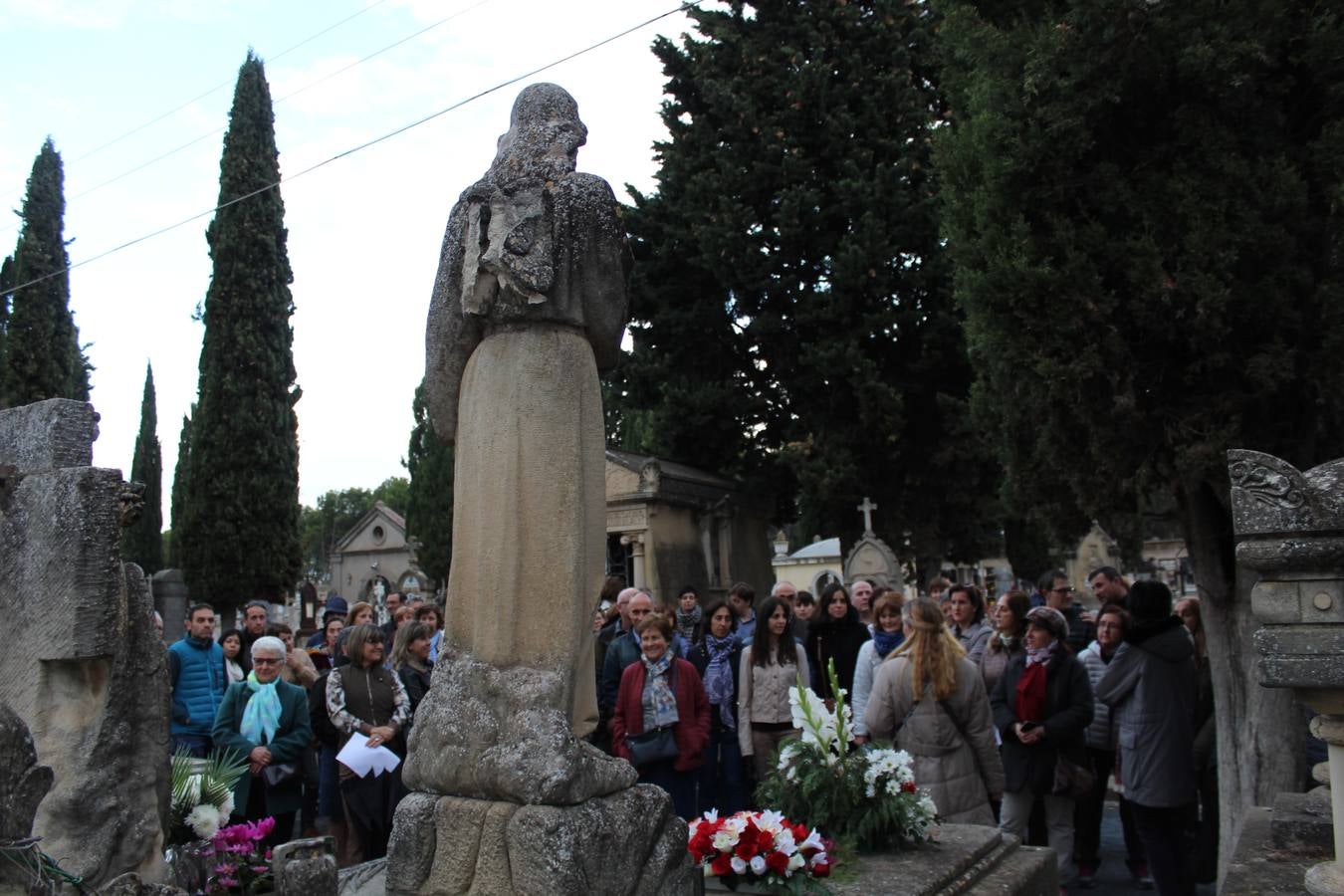 Visita al cementerio de Calahorra