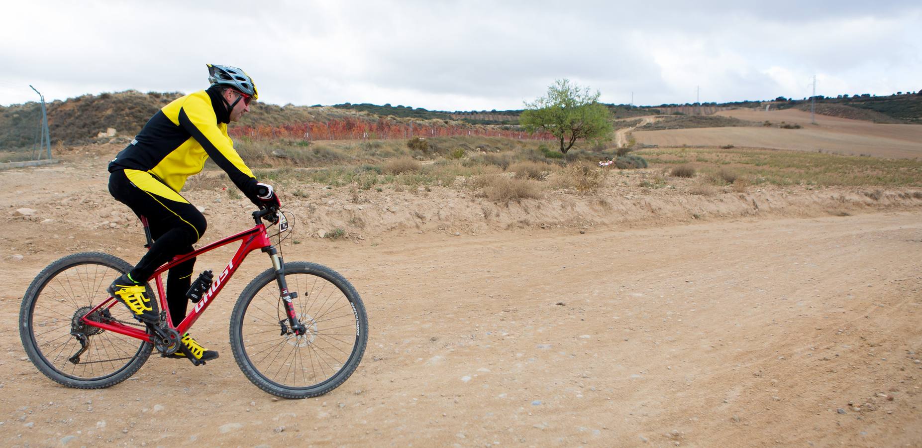 Cerca de 300 ciclistas participaron en la prueba