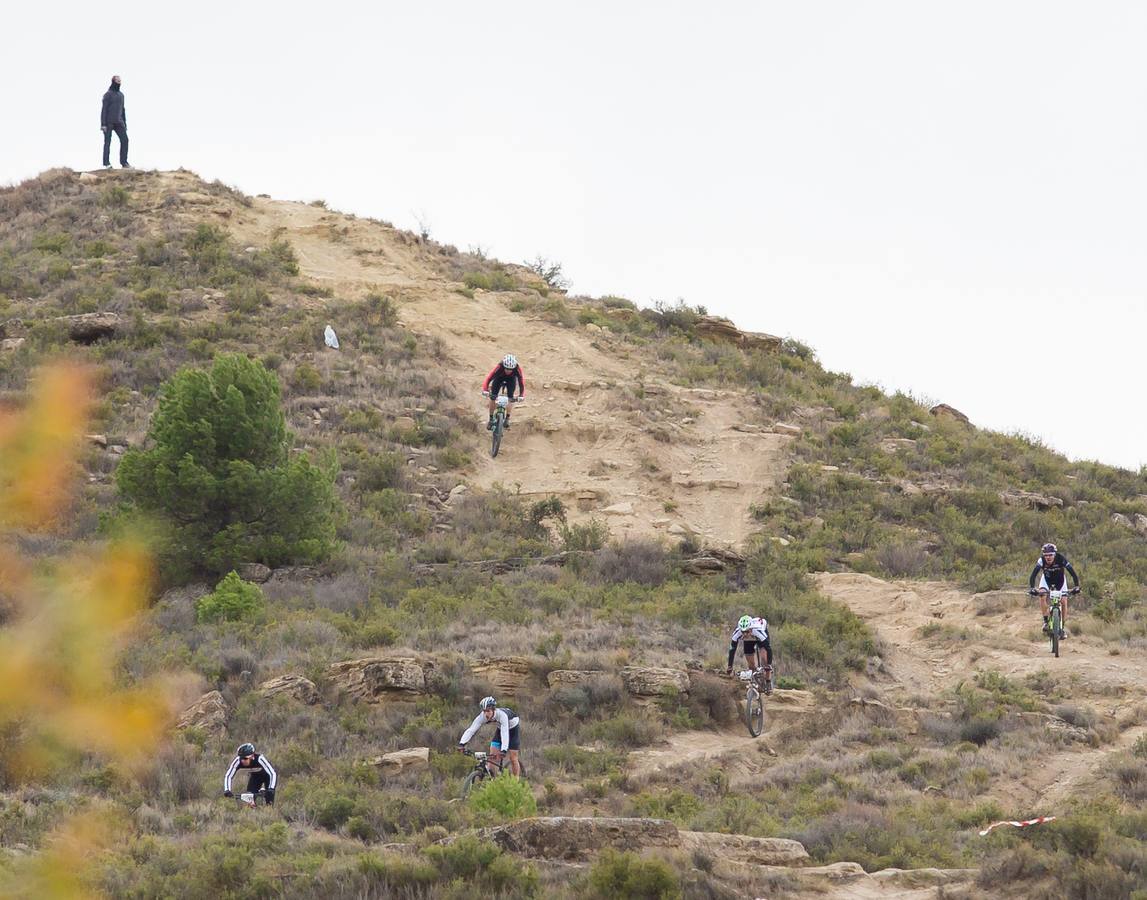 Cerca de 300 ciclistas participaron en la prueba