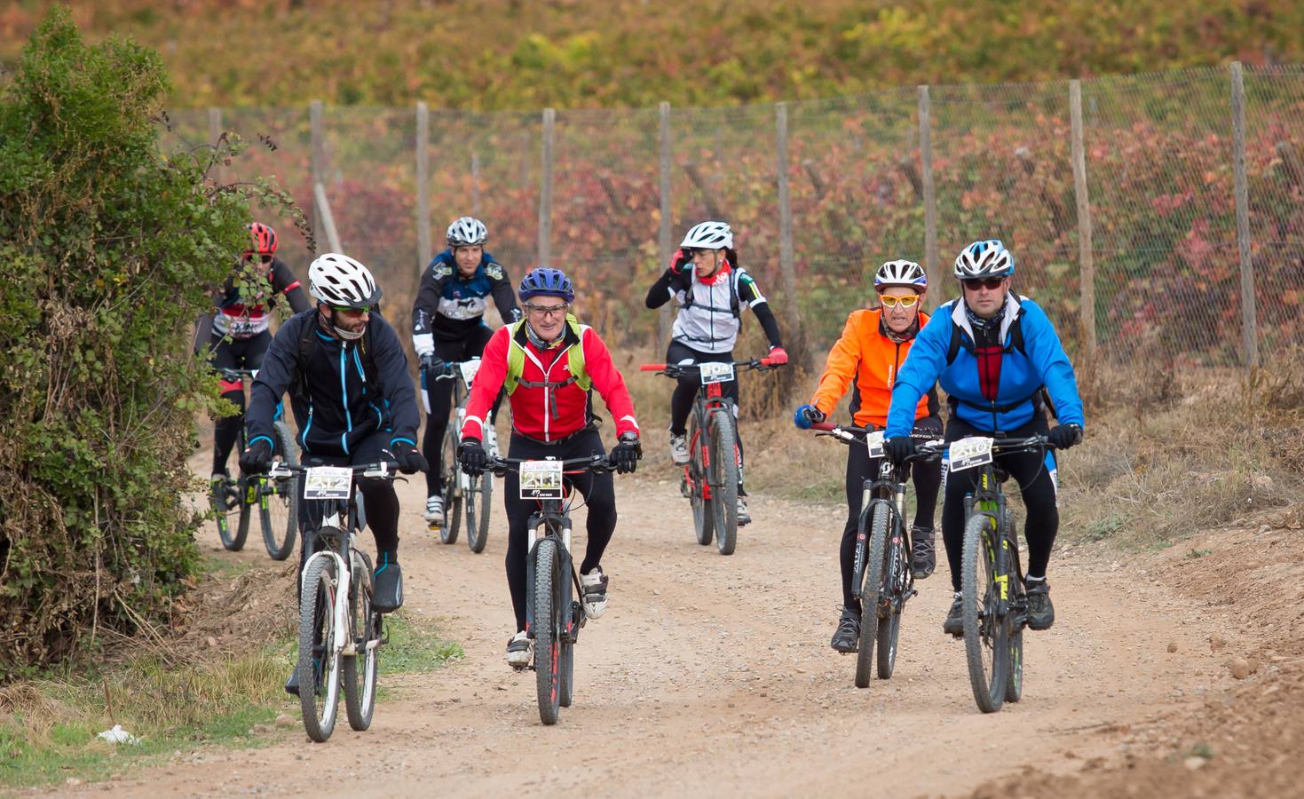 Cerca de 300 ciclistas participaron en la prueba