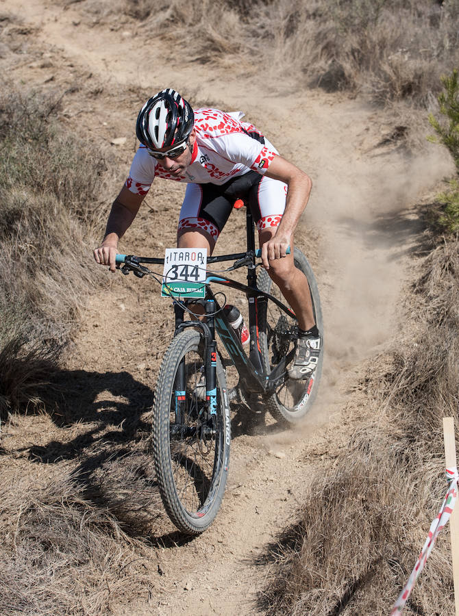 Los ciclistas riojanos conquistan nueve podios en el Open de bicicleta de montaña del Diario de Navarra en un espectacular cierre de competición en Estella