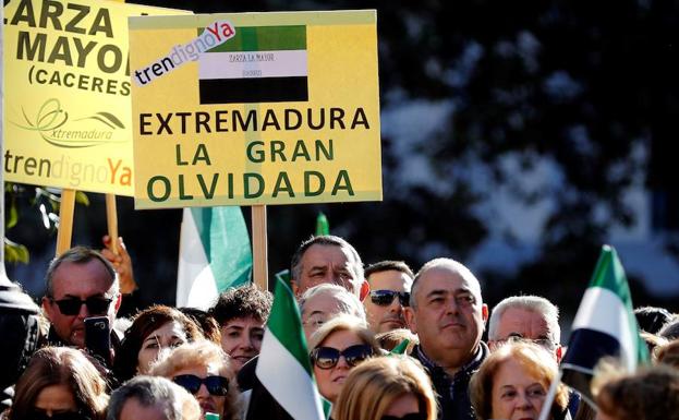 Manifestación en Madrid por un «tren digno» para Extremadura. 