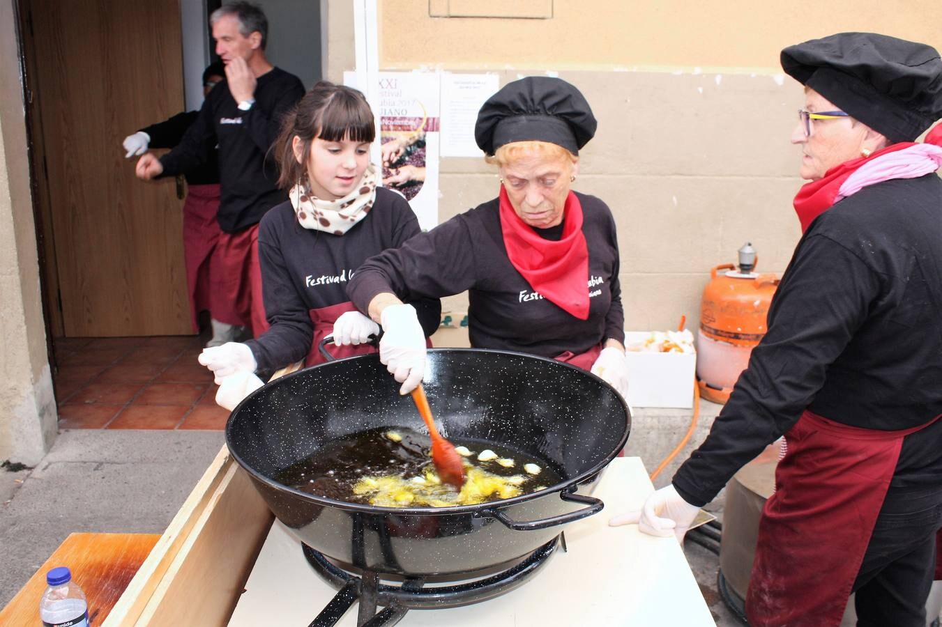 Cientos de personas disfrutaron del este tradicional festival gastronómíco.