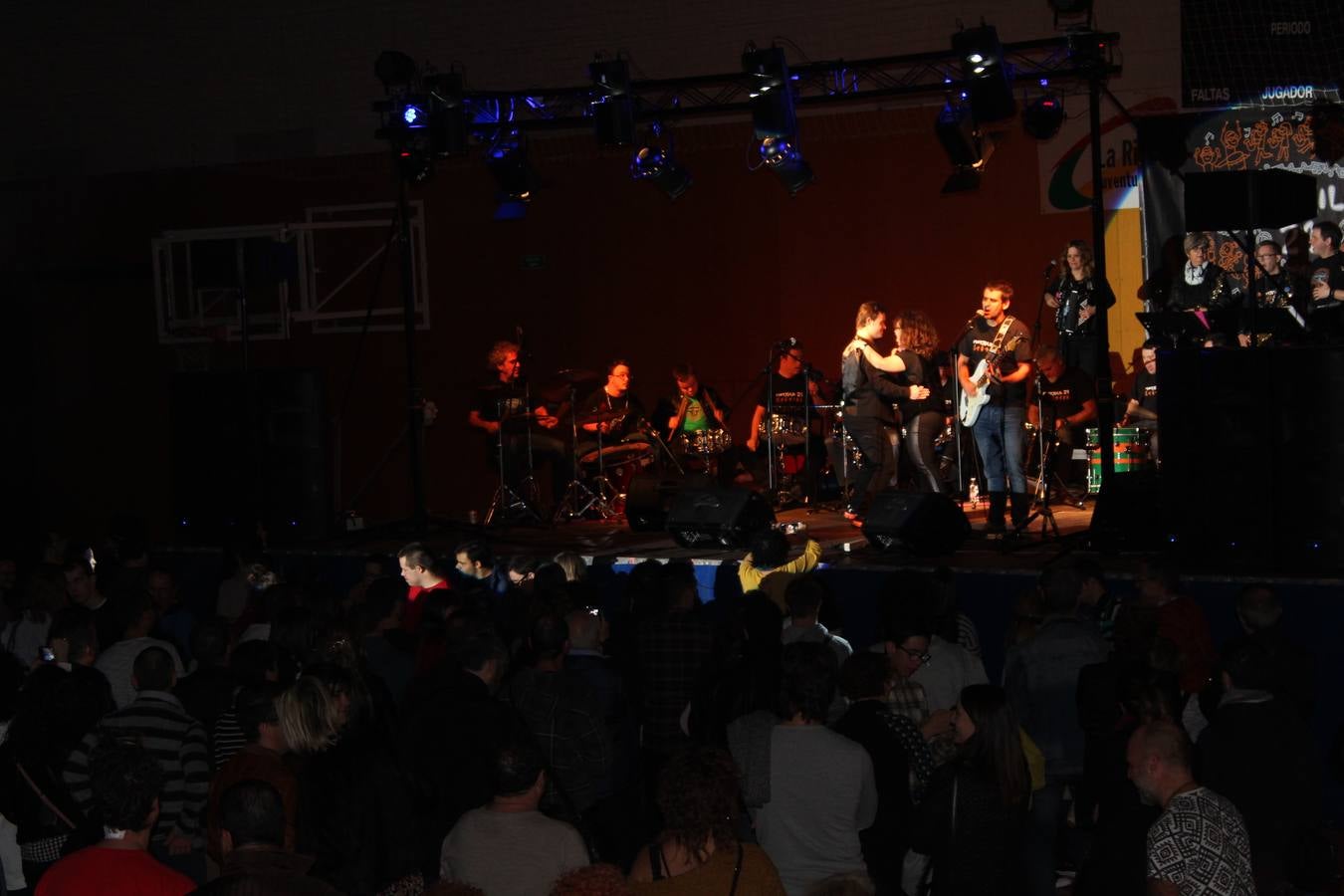 Concierto solidario Motxila en Calahorra