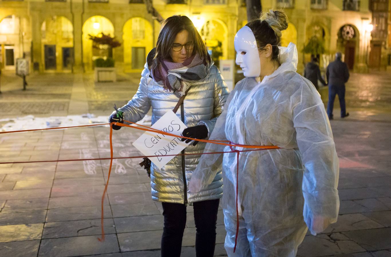 Actos reivindicativos y de protesta en el día contra la violencia de género en Logroño