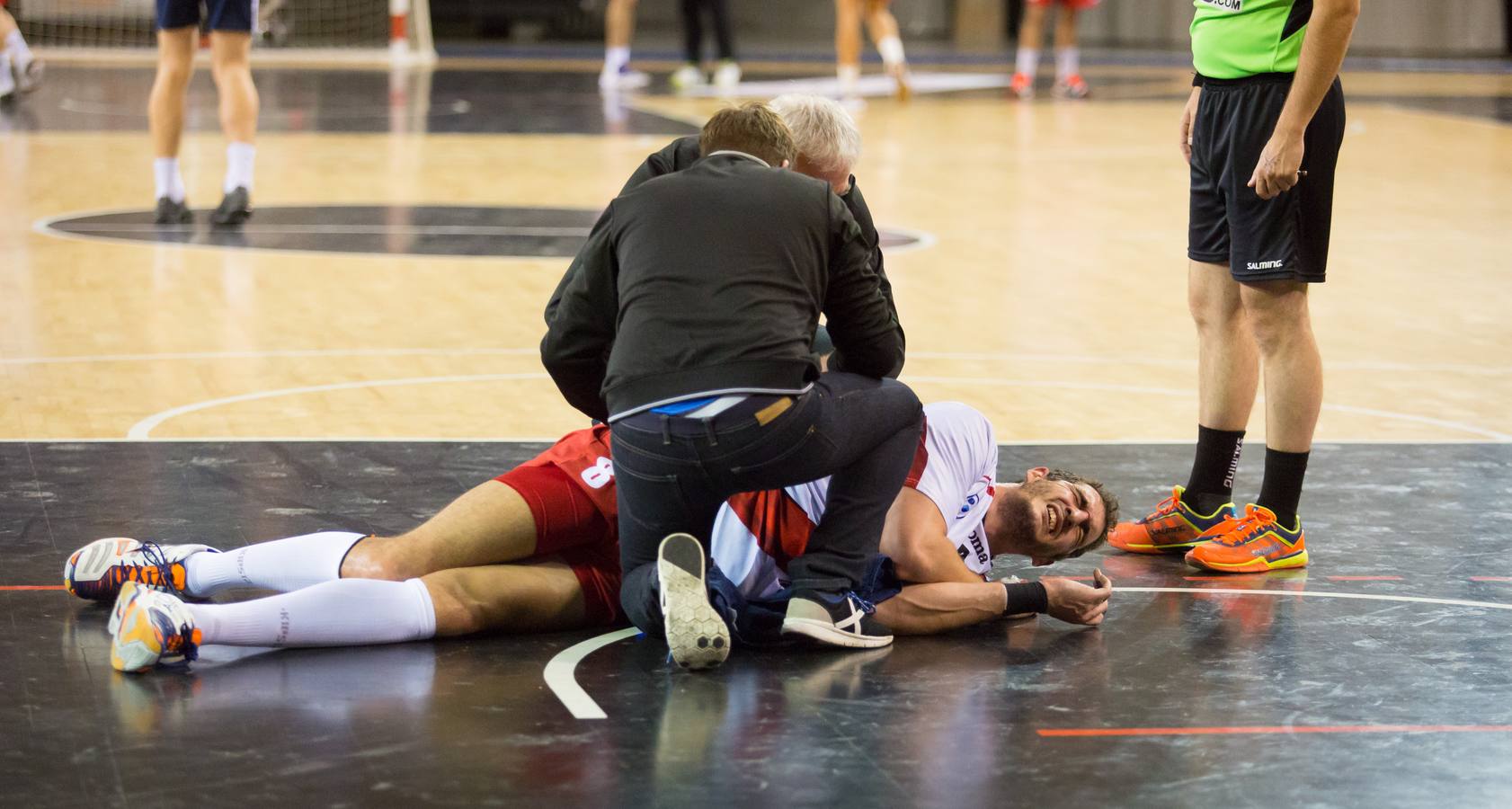 Las imágenes del partido en el que los franjivino se despidieron de la Copa EHF