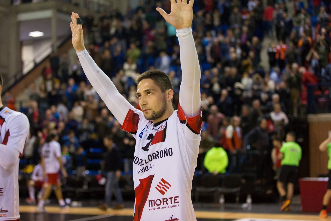 Las imágenes del partido en el que los franjivino se despidieron de la Copa EHF