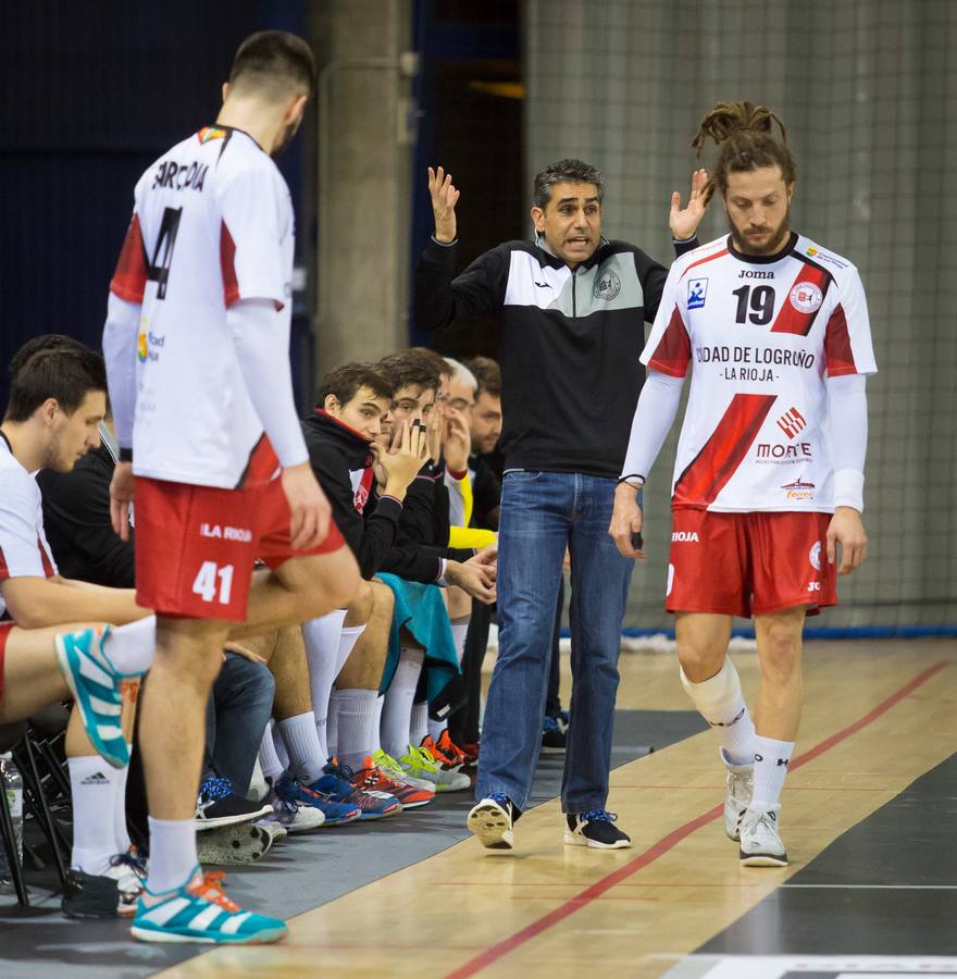 Las imágenes del partido en el que los franjivino se despidieron de la Copa EHF