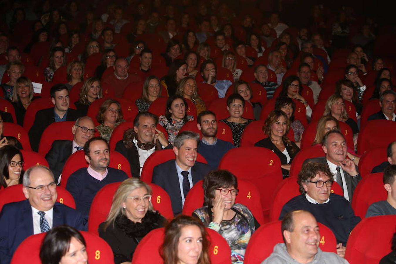 Los cines Siete Infantes acogieron la gala de entrega de Galardones TVR a Paula Vázquez, Alenajdra Andrade y José Ribagorda