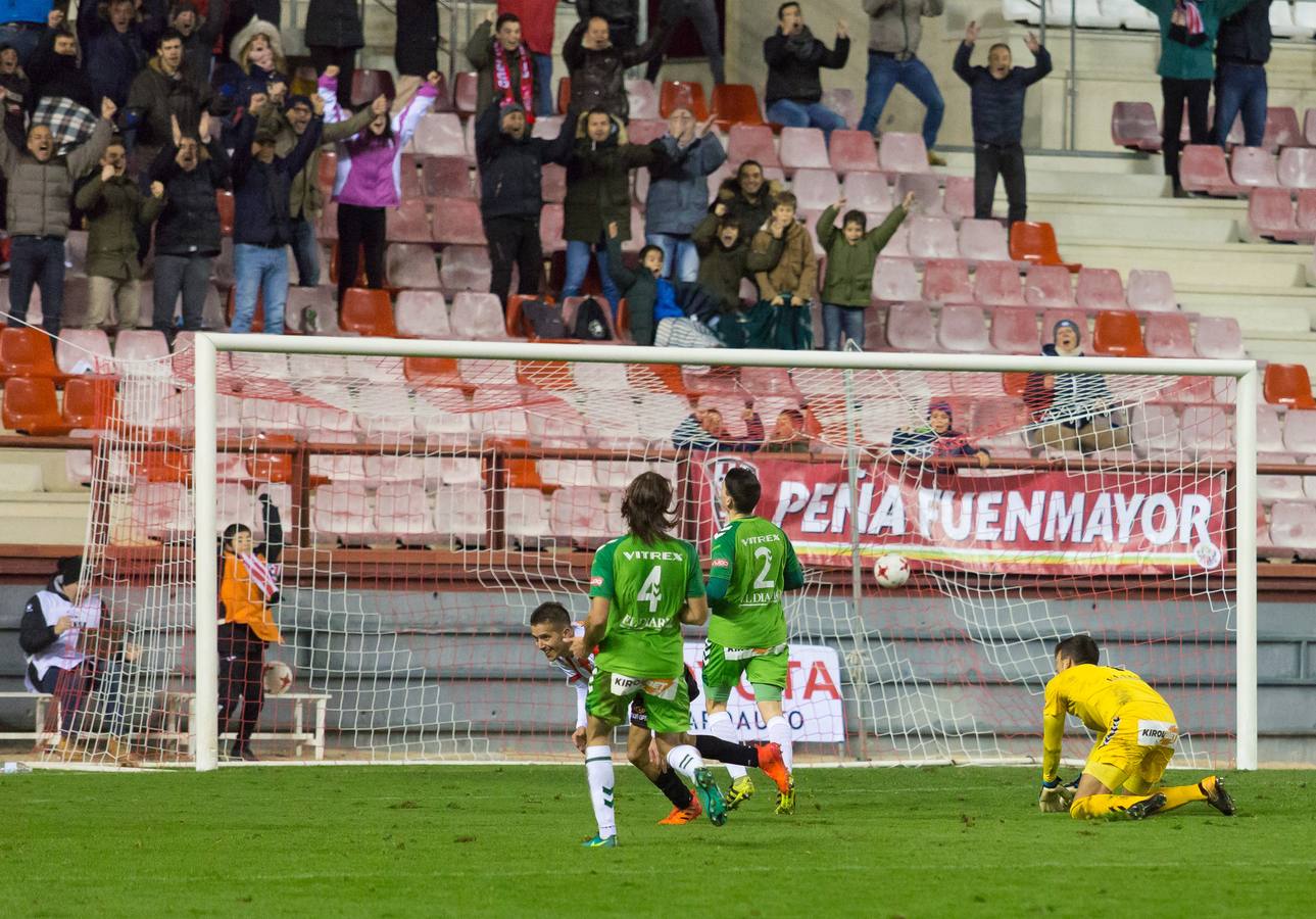 La UD Logroñés ha logrado una gran victoria ante el Racing por 2-1