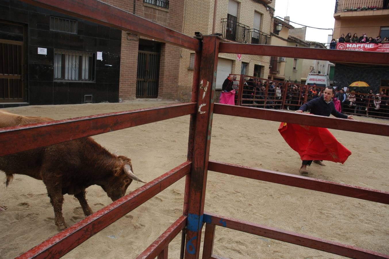 Este sábado ha tenido lugar el Festejo taurino en Rincón de Olivedo. Han participado alumnos de la escuela taurina de Zaragoza. El acto está incluido en las fiestas de la juventud de Rincón de Olivedo.
