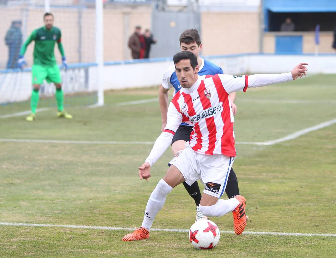 La UDL empata contra el colista Peña Sport (1-1)