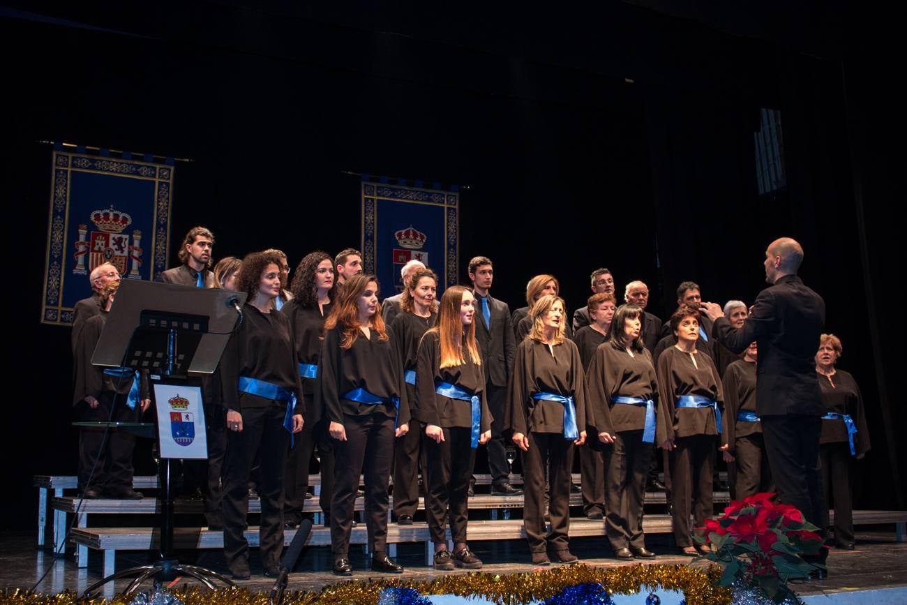 El coro H2Voz, de Logroño, ganó el 27 certamen nacional de villancicos en el Teatro Avenida