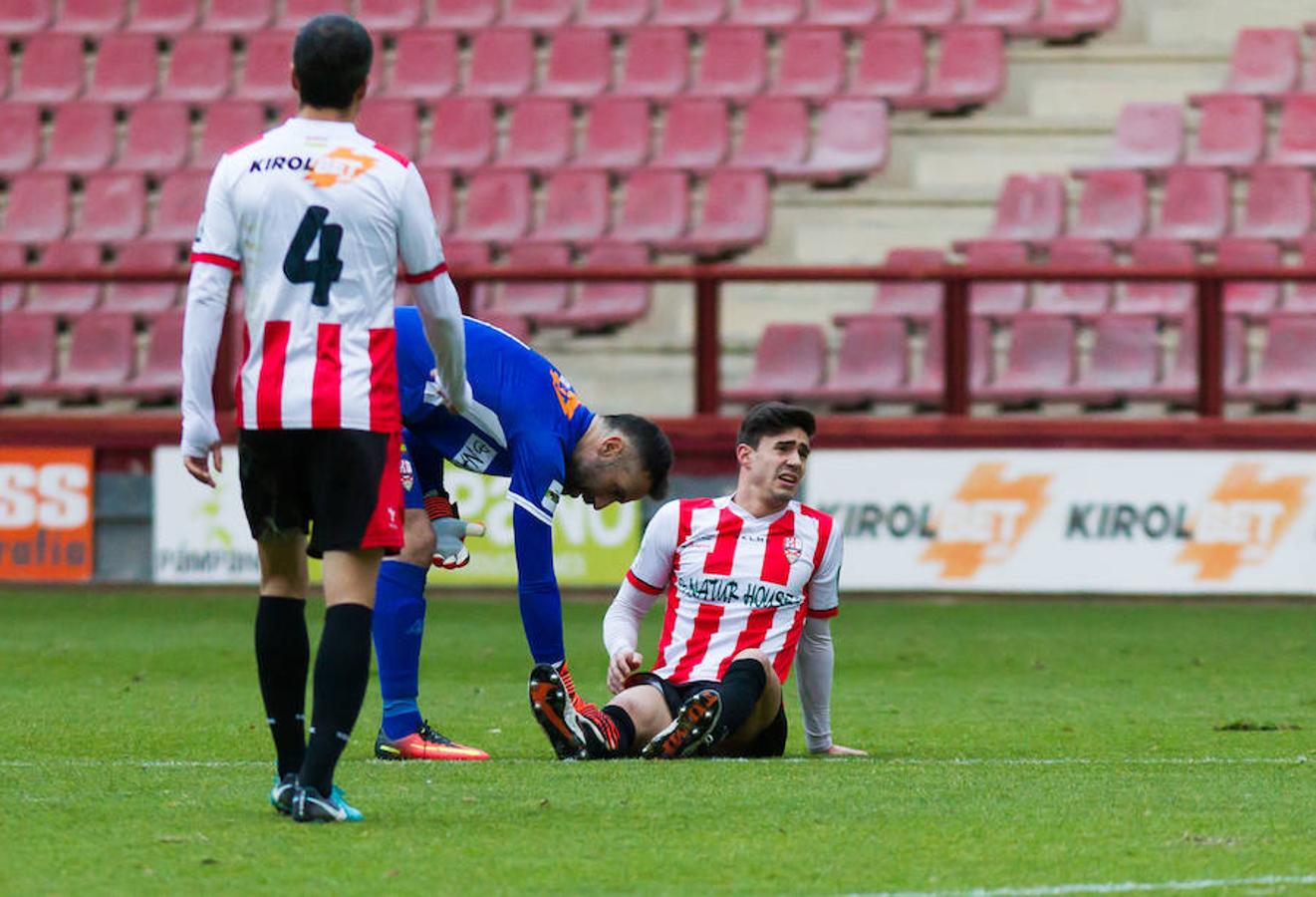 La UDL consiguió una goleada (5-2) sobre el Izarra, en un partido en el que el equipo riojano logró su máxima eficacia a pesar de que el fútbol no brilló