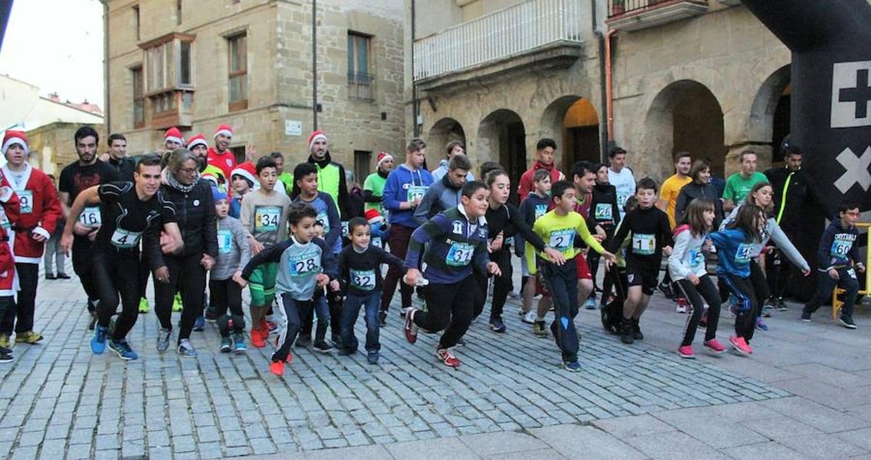 Os mostramos las fotos de la XXXII Carrera de Navidad ‘El Pavo’ que organiza la Agrupación Deportiva Haro todos los años en Nochebuena.