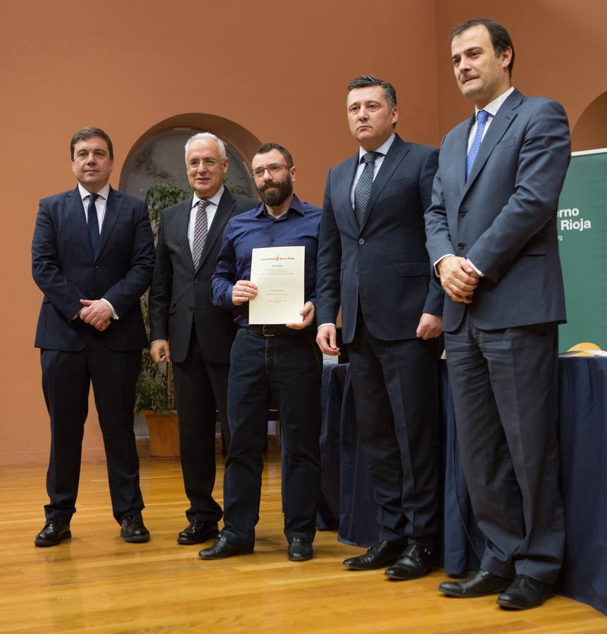 Un total de 57 alumnos y 15 coordinadores y profesores delegados de La Rioja han sido reconocidos hoy como destacados por su "de excelencia académica"