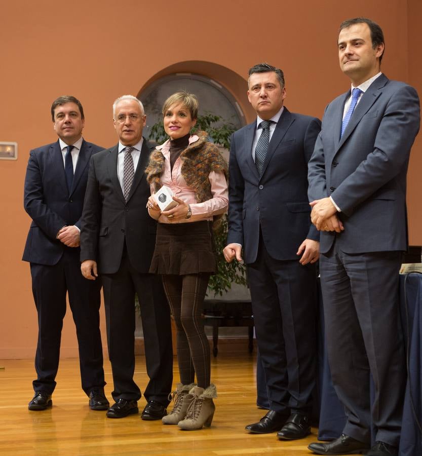 Un total de 57 alumnos y 15 coordinadores y profesores delegados de La Rioja han sido reconocidos hoy como destacados por su "de excelencia académica"