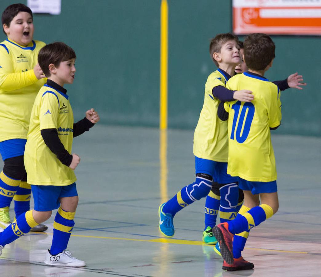 El equipo Villa de Murillo se alzó con el triunfo en el torneo Ángel de Vicente de Lardero. La cita continúa hoy con los jugadores del 2012