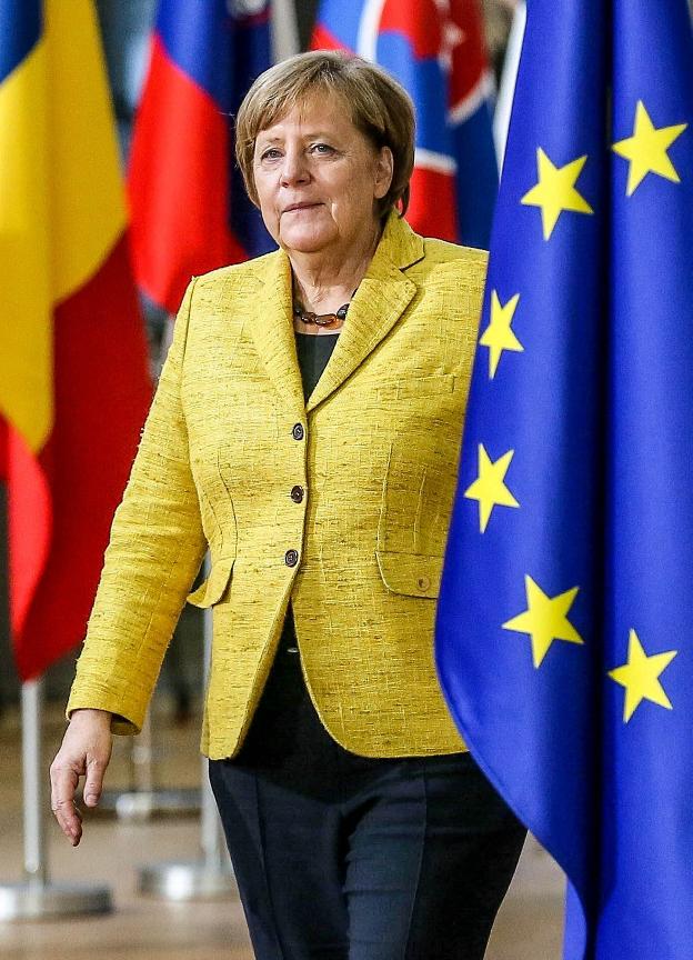 Merkel es cuestionada ya por casi la mitad de la ciudadanía alemana. :: reuters