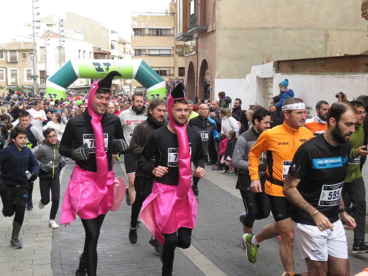 Las imágenes de la carrera de Nochevieja por las calles de Alfaro