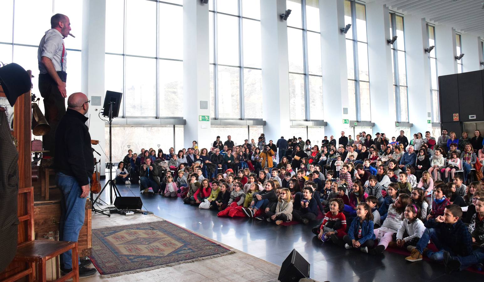 Riojaforum acogió el acto inaugural para todos los públicos