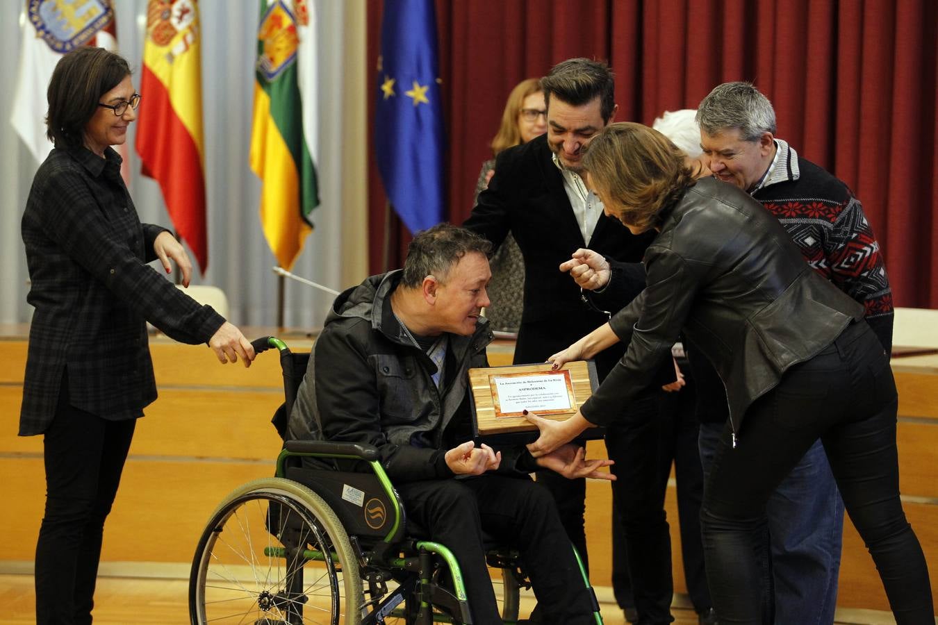 La Asociación de Belenistas de La Rioja y el Ayuntamiento de Logroño dieron los galardones