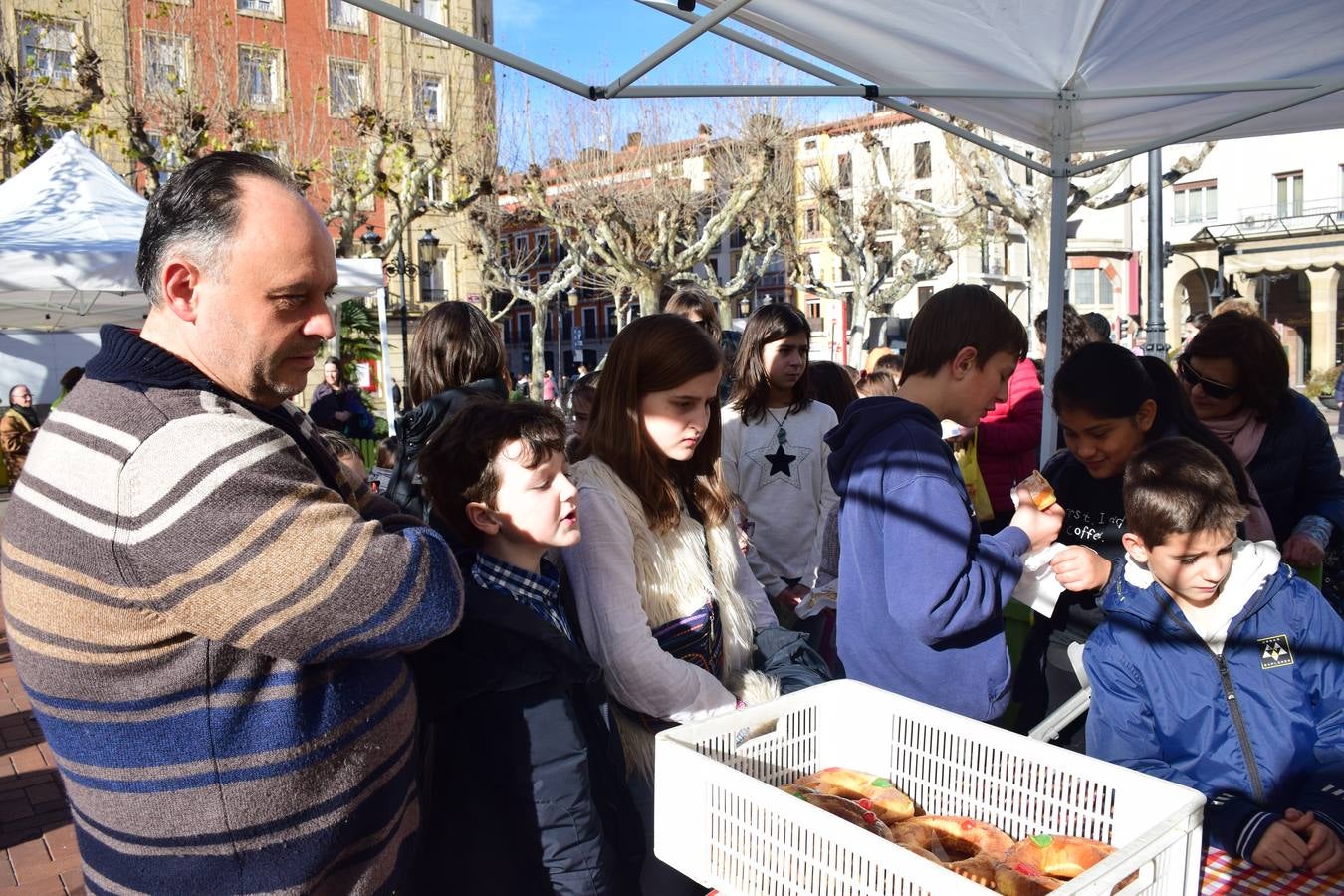 La actividad se enmarca dentro de Logroño es Navidad, el programa que el Ayuntamiento, organiza (con cerca de 400 actividades desde el 15 de diciembre al 7 de enero) con la colaboración de la Cámara de Comercio y de 50 asociaciones y colectivos de la ciudad