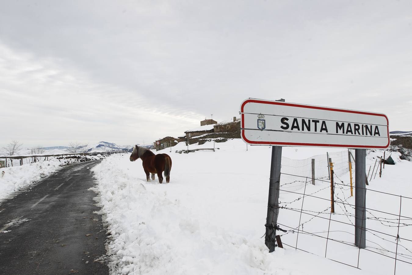 Así es la vida en Santa Marina, uno de los núcleos más altos de La Rioja, tras la gran nevada del pasado fin de semana