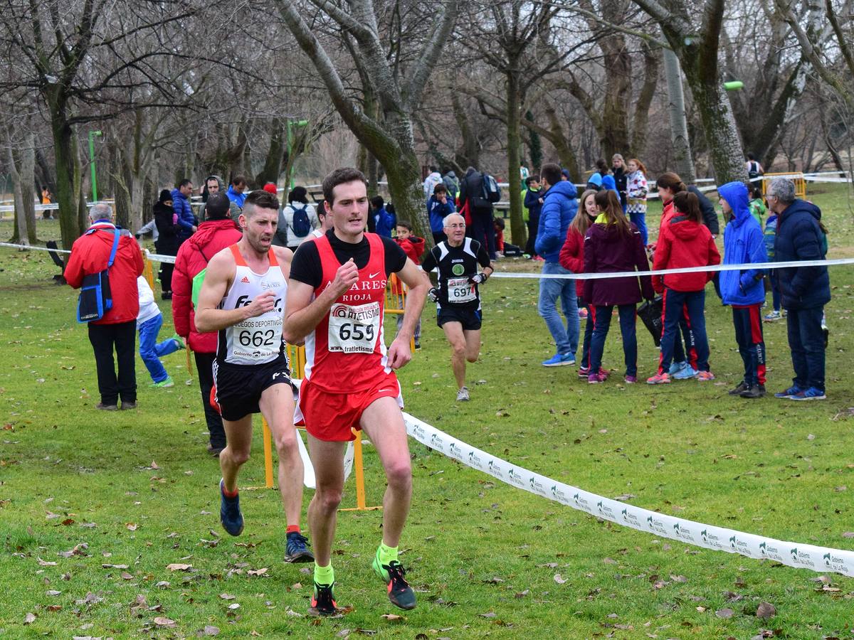 El autonómico de cross largo por clubes reunió a un buen número de fondistas.