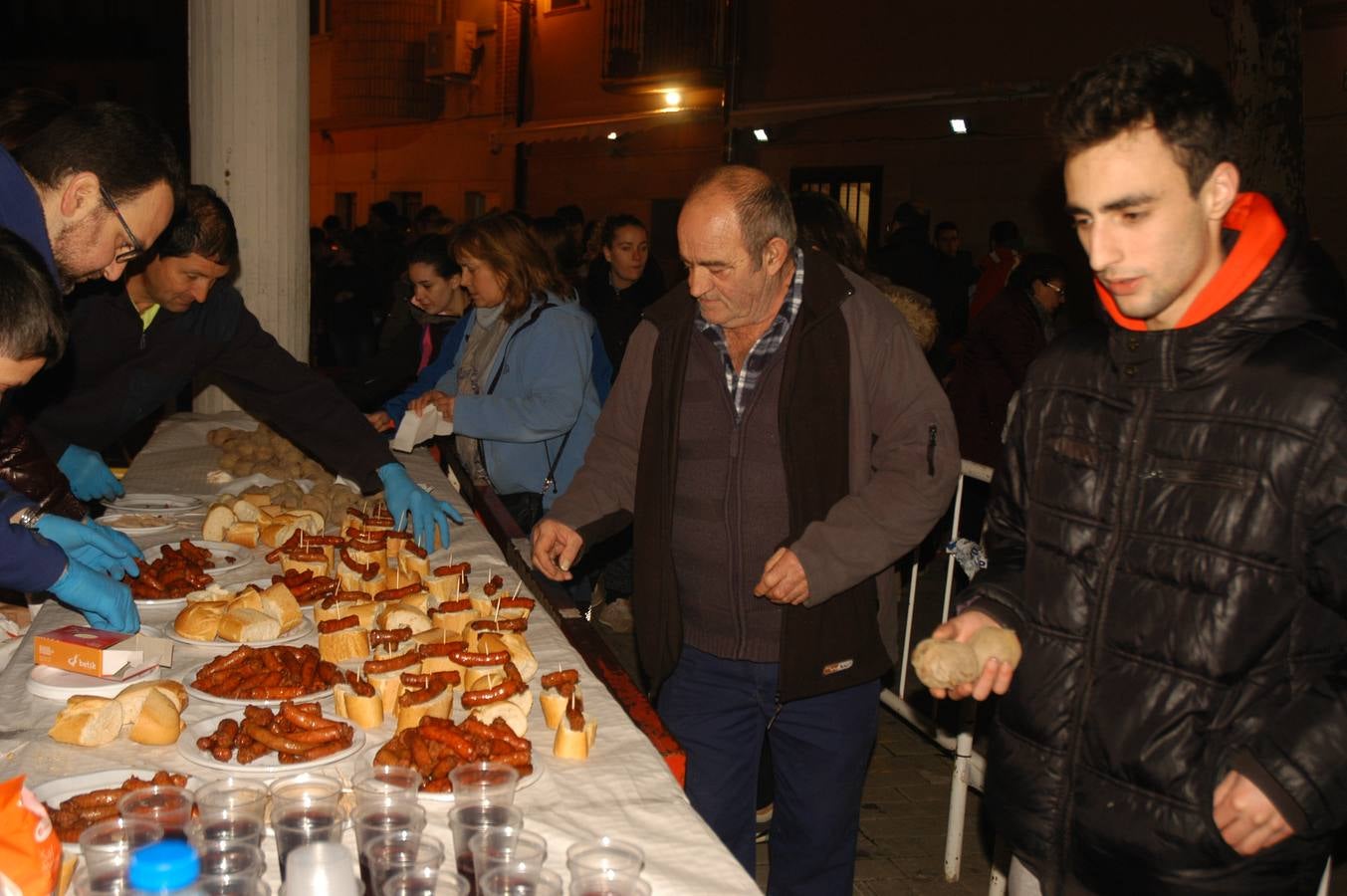 Cervera celebra hogueras y degustacion el martes vispera de San Anton