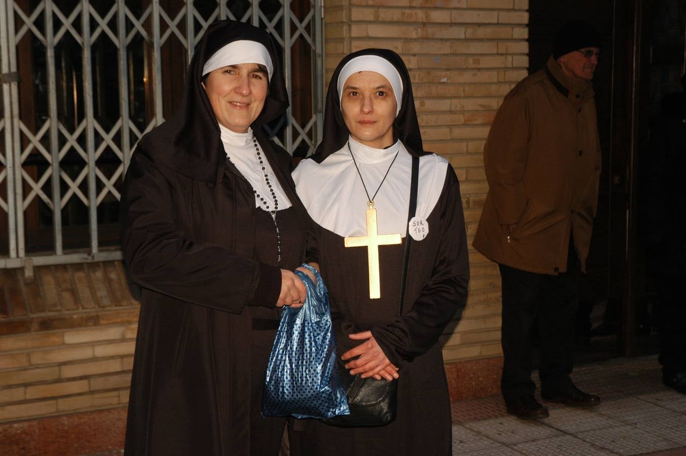 Cervera disfrutó de su desfile de Carnaval, que comenzó con un ligero retraso y del que todos disfrutaron